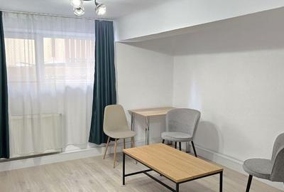 Spațiu comercial, de 40 mp, în Ultracentral - 4