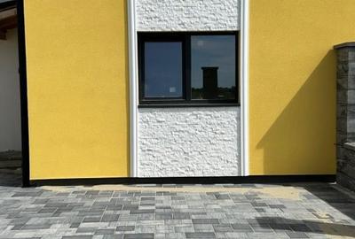 Duplex cu 3 camere cu Canalizare în Moșnița Nouă - 10