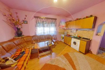 Casă cu 5 camere cu Teren 583 Mp în Sud - 6