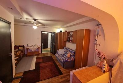 Garsoniera gara Bacau etaj 2. confort 1 si etaj 4 cu lift - 1