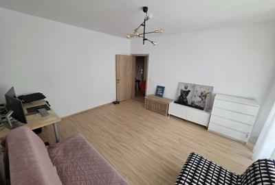 Apartament cu 2 camere decomandat în Runcu - 3