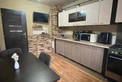 Apartament 3 camere, 66,8 mp, zona Niela - 3