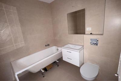 Apartament cu 3 camere în Central - 1