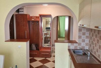 Apartament cu 3 camere decomandat în Central - 2