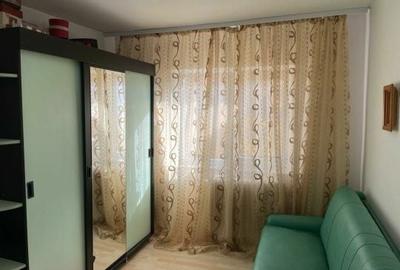 Apartament cu 3 camere decomandat în Cheliș - 2