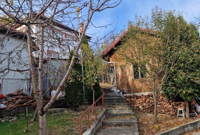 Casă cu 4 camere decomandat în Central - 8