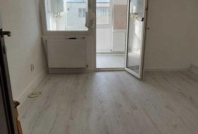 Garsonieră semidecomandată în Tractorul - 5