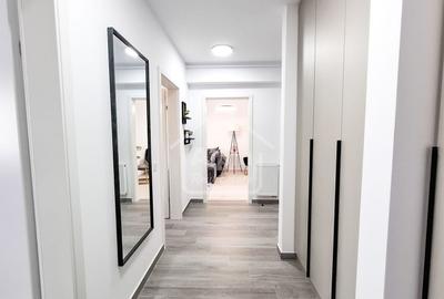 Apartament cu 2 camere decomandat, mobilat în Tractorul - 5