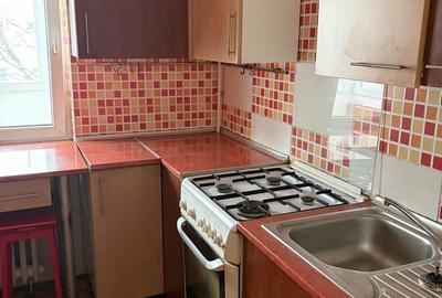 Apartament cu 2 camere semidecomandat în Dorobanți
