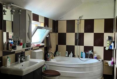 Casa de vanzare, direct proprietar, pe strada Straubing - Goranu - 9
