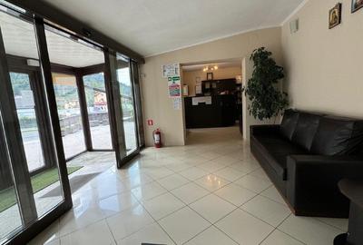 HOTEL PARAUL RECE BUSTENI DE VANZARE - 12