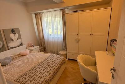 Persoana fizica, vand apartament cu 3 camere - 3