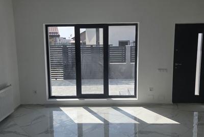 Casă cu 3 camere în Preajba - 3