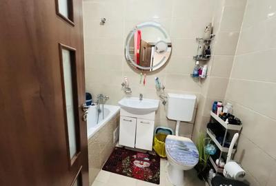 Apartament cu 2 camere decomandat în Roșu - 3