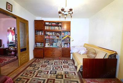 Casă cu 5 camere cu Teren 1014 Mp în Bănești - 7