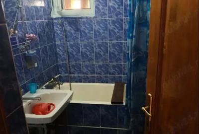Vand apartament cu 3 camere in Ineu, Judetul Arad - 4