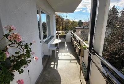 Apartament 3 camere , Decomandat , 500m de UMF - 2