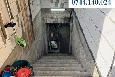 Casă cu 5 camere cu Teren 6338 Mp în Central - 10