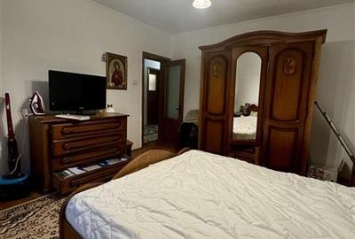 Casa foarte spatioasa D+P+2E amplasare excelenta, str. N. Iorga aproape de Bd. M - 10