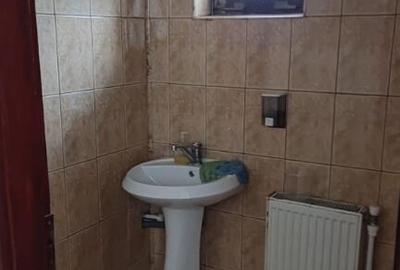 Spațiu comercial, de 120 mp, în Central - 2