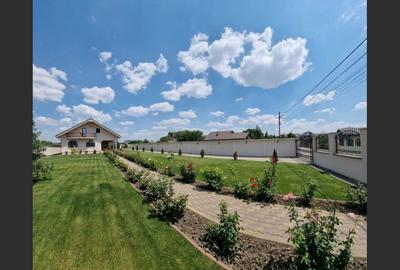 House for sale, 4 rooms in Spătaru - 3