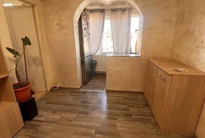 Apartament cu 2 camere semidecomandat în Central - 3