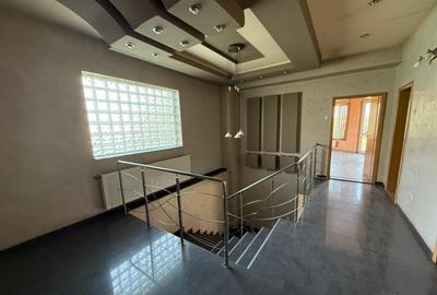 Proprietate industriala - Tg. Jiu - teren + hala + birouri - 5