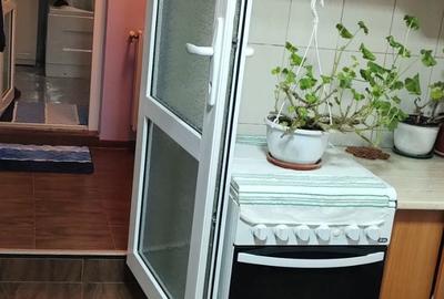 Casă cu 2 camere cu Teren 300 Mp în Central - 2