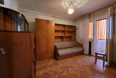 Apartament cu 3 camere semidecomandat, mobilat în Micro 16 - 3