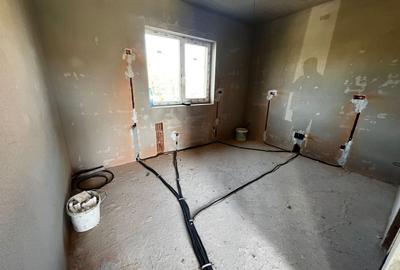 Duplex cu 4 camere cu Canalizare în Florești - 15