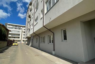 Mall Grand Arena-3 Camere - Decomandat - 2