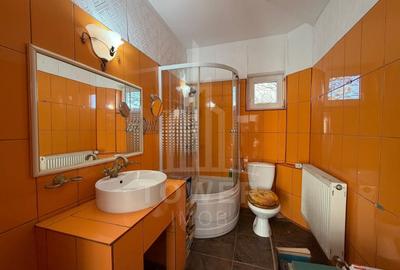 Casă individuală cu 4 camere cu Canalizare în Central - 24