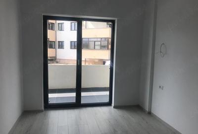 Apartament cu 2 camere decomandat în Traian - 1