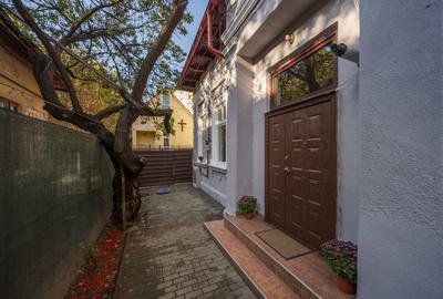 Casă cu 4 camere cu Canalizare în Vitan - 2