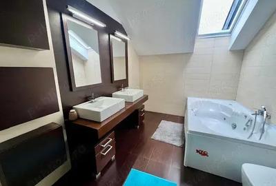 Casă cu 5 camere în 7 Noiembrie - 8