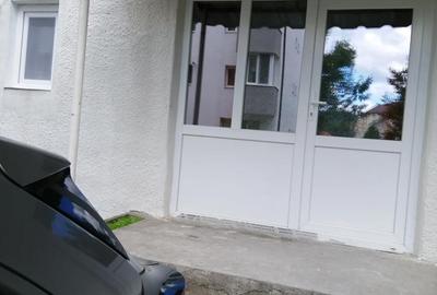 Spațiu comercial, de 32 mp, în Central - 4