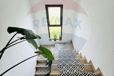 Casă / Vilă cu 5 camere de vânzare în zona Nord-Est - 3