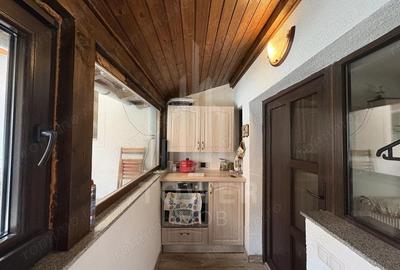 Casa de vanzare in Cisnadioara 2 apartamente complet echipate - 1