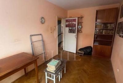 Apartament 4 camere în zona STRAZII SCARISOARA - 9