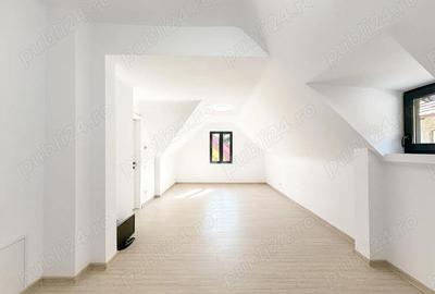 Casă cu 6 camere cu Teren 534 Mp în Central