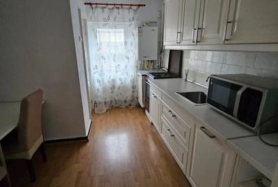 Dau in chirie apartament cu 2 camere - 2