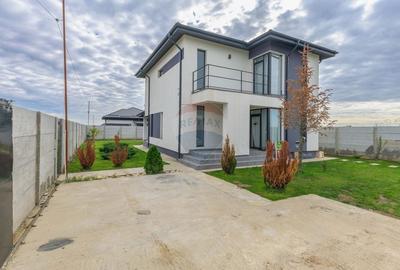 DE VANZARE Casa ecologica 4 camere PREMIUM in Dragomiresti-Deal - 1