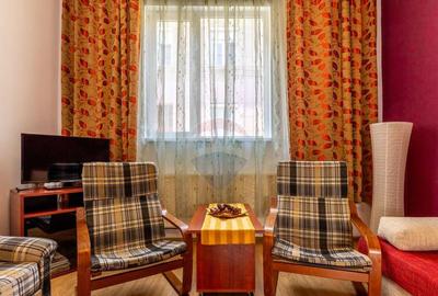 Casa de inchiriat 2 camere, curte intima zona cent... Casa de inchiriat 2 camere, curte intima zona cent... - 2