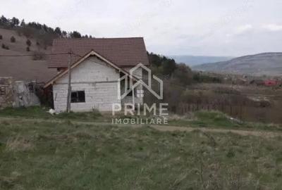 Teren de 471 mp, în Central - 4