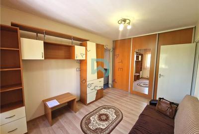 Apartament cu 2 camere semidecomandat, mobilat în Florilor - 2