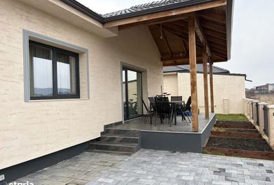 Casă cu 3 camere cu Teren 498 Mp în Unirea - 7