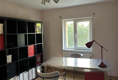 Apartament cu 3 camere decomandat în Girocului - 1