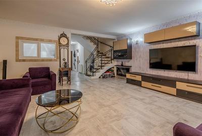Casă cu 4 camere cu Canalizare în Central - 2