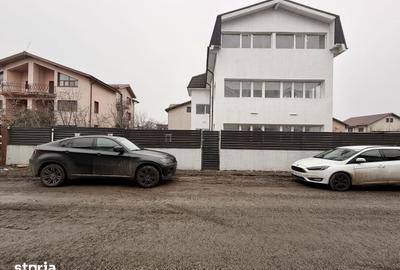 Casă cu 8 camere cu Teren 495 Mp în Glina - 20