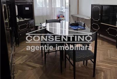 Apartament cu 3 camere decomandat în Micro 5 - 9